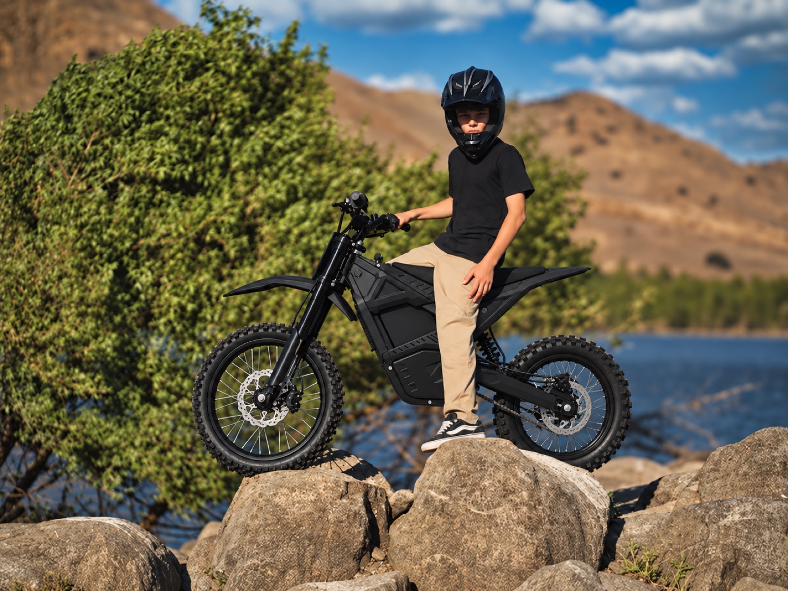 Youth rider on family weekend
